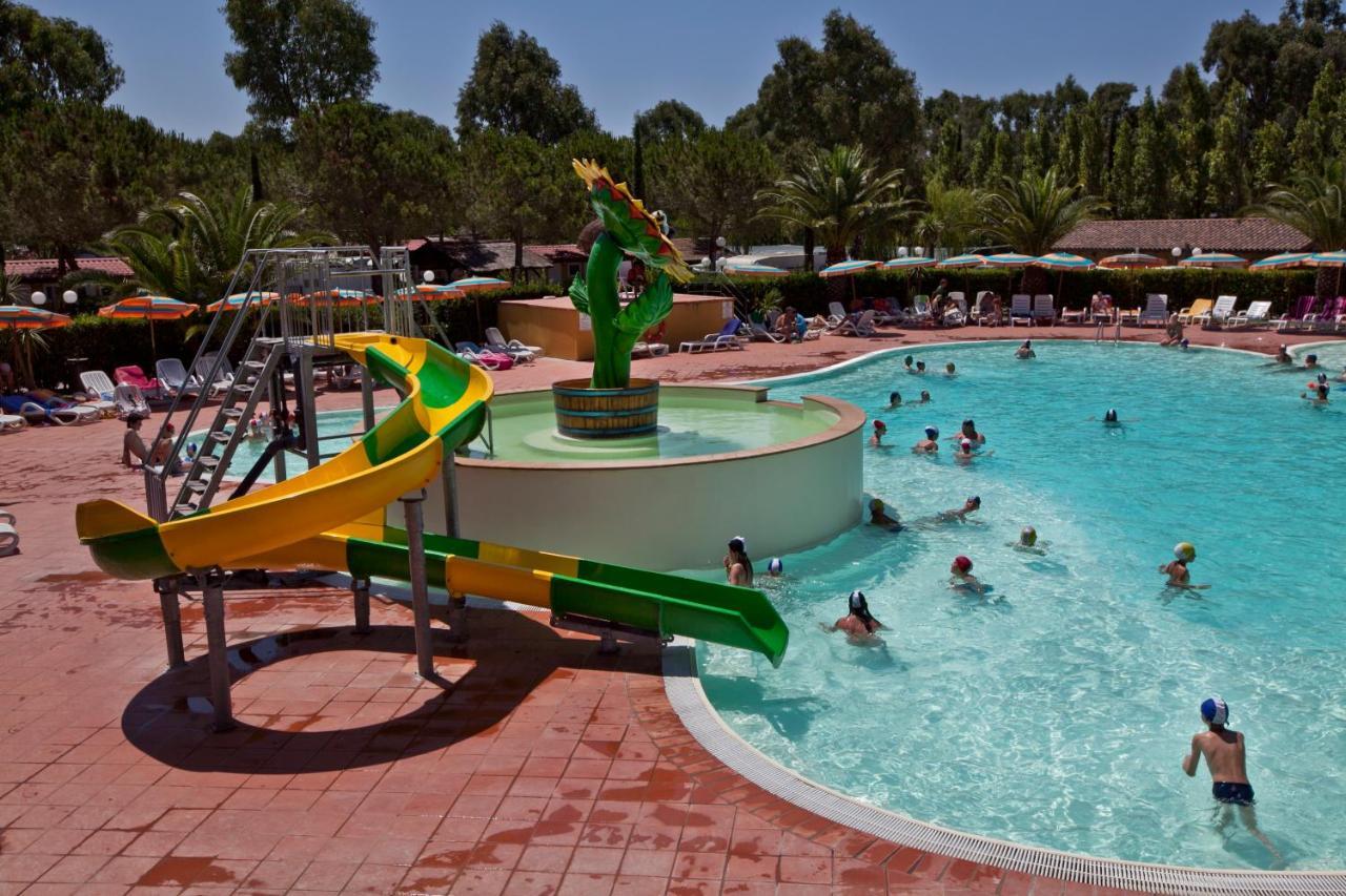Happy Camp Mobile Homes In Camping Village Free Time Marina Di Bibbona Extérieur photo