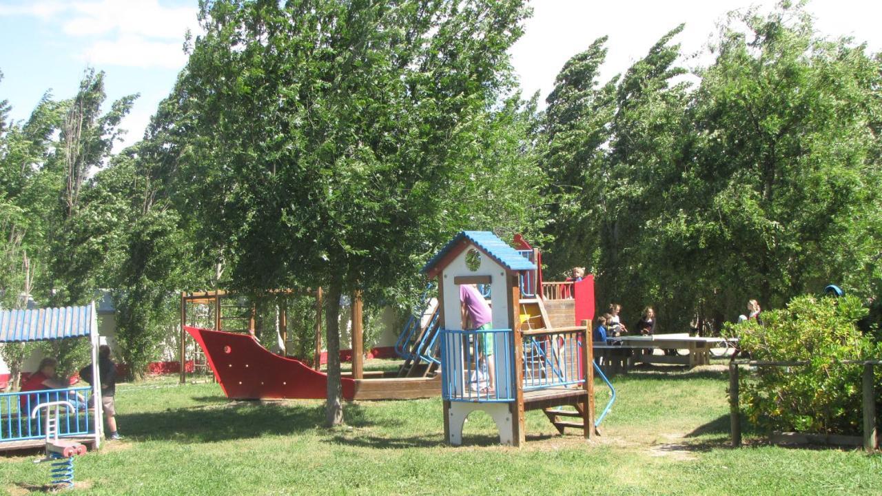 Happy Camp Mobile Homes In Camping Village Free Time Marina Di Bibbona Extérieur photo